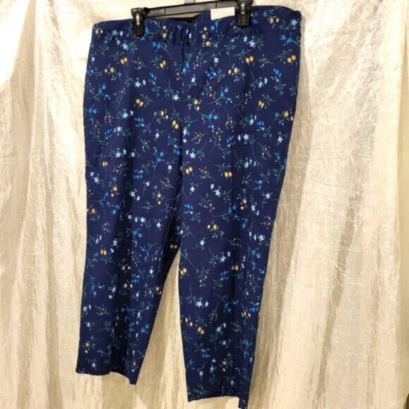 Blue Floral Cropped Capri Pants Size 3X Jules & Leopold - Picture 3 of 8